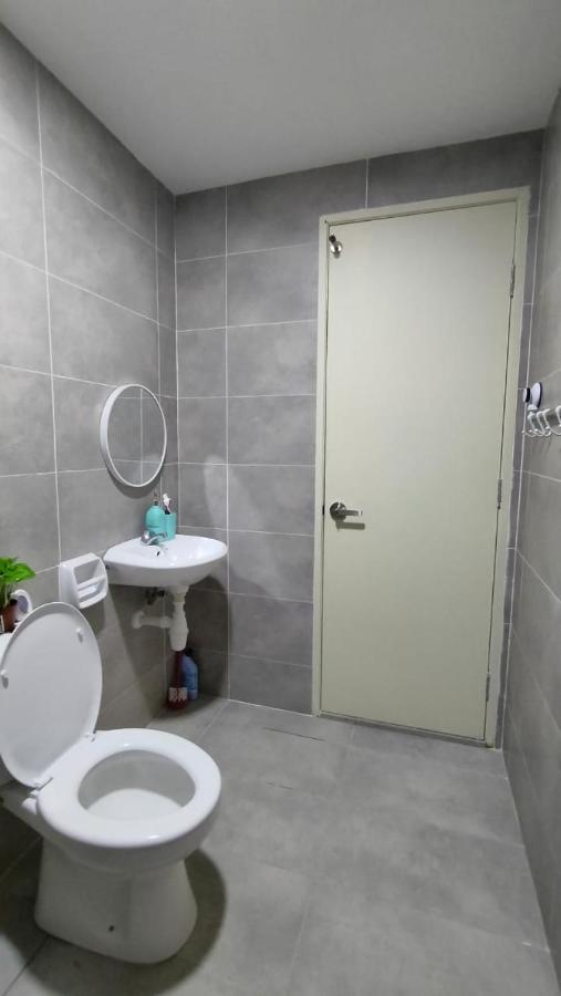 Theolive Family Suite @Klia By Honey Homestay Sepang Exterior photo