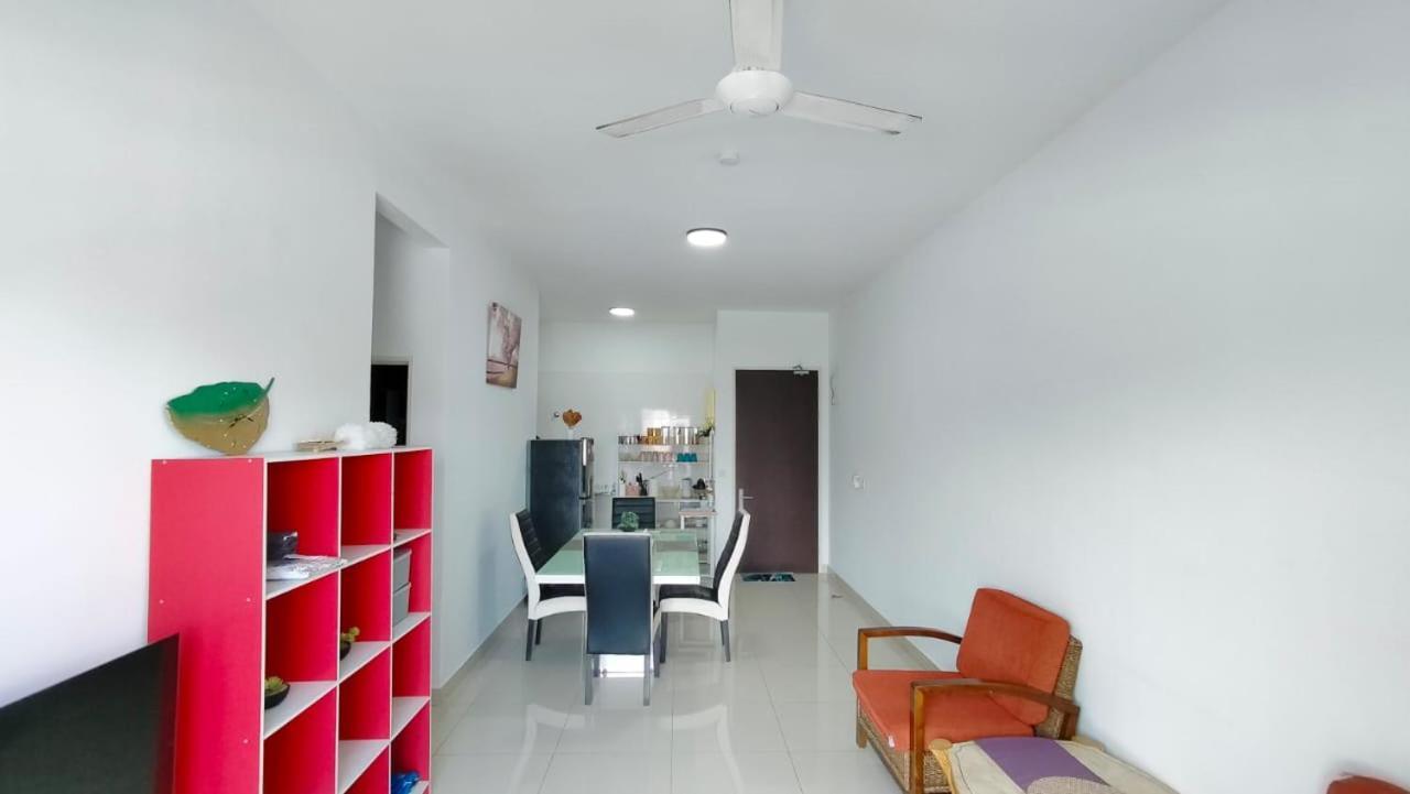 Theolive Family Suite @Klia By Honey Homestay Sepang Exterior photo